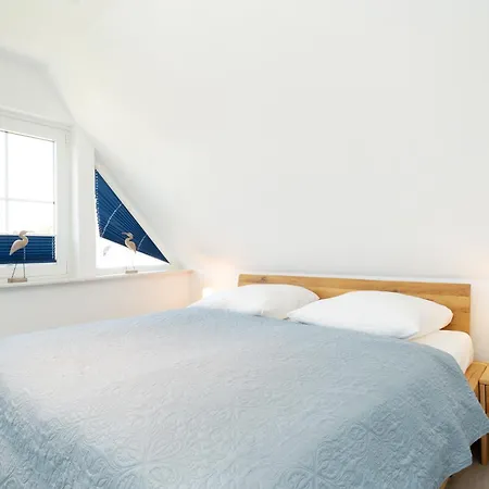 Holiday home Ostseehus *